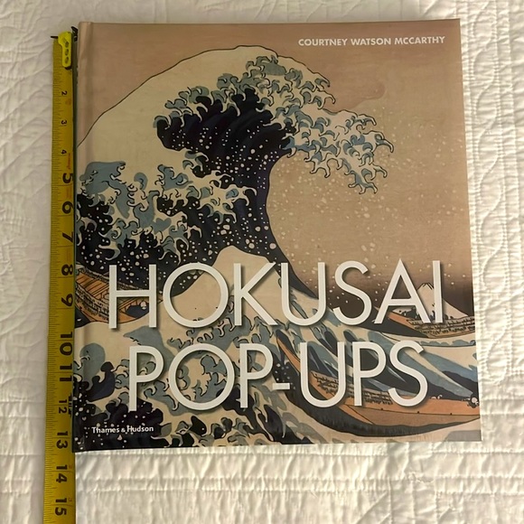 Hokusai Pop-Ups Book - Picture 9 of 9